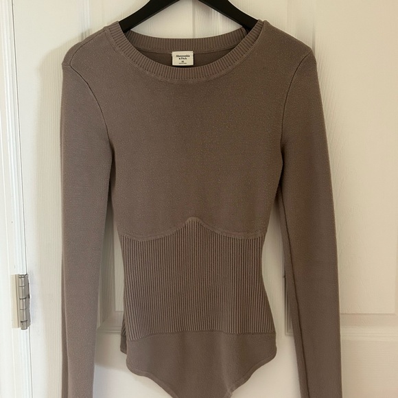 Abercrombie sweater body suit - Picture 1 of 2
